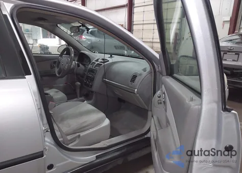 2005 Chevrolet Malibu from USA, damaged, VIN 1G1ZS52F95F198140